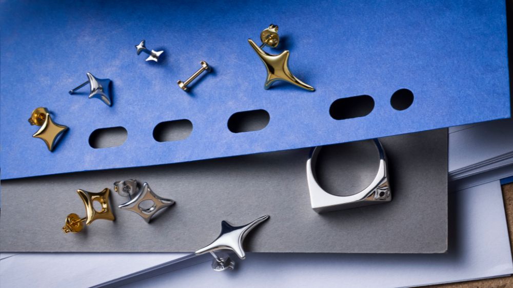 Titane vs acier chirurgical: quel matériau choisir pour son piercing ?