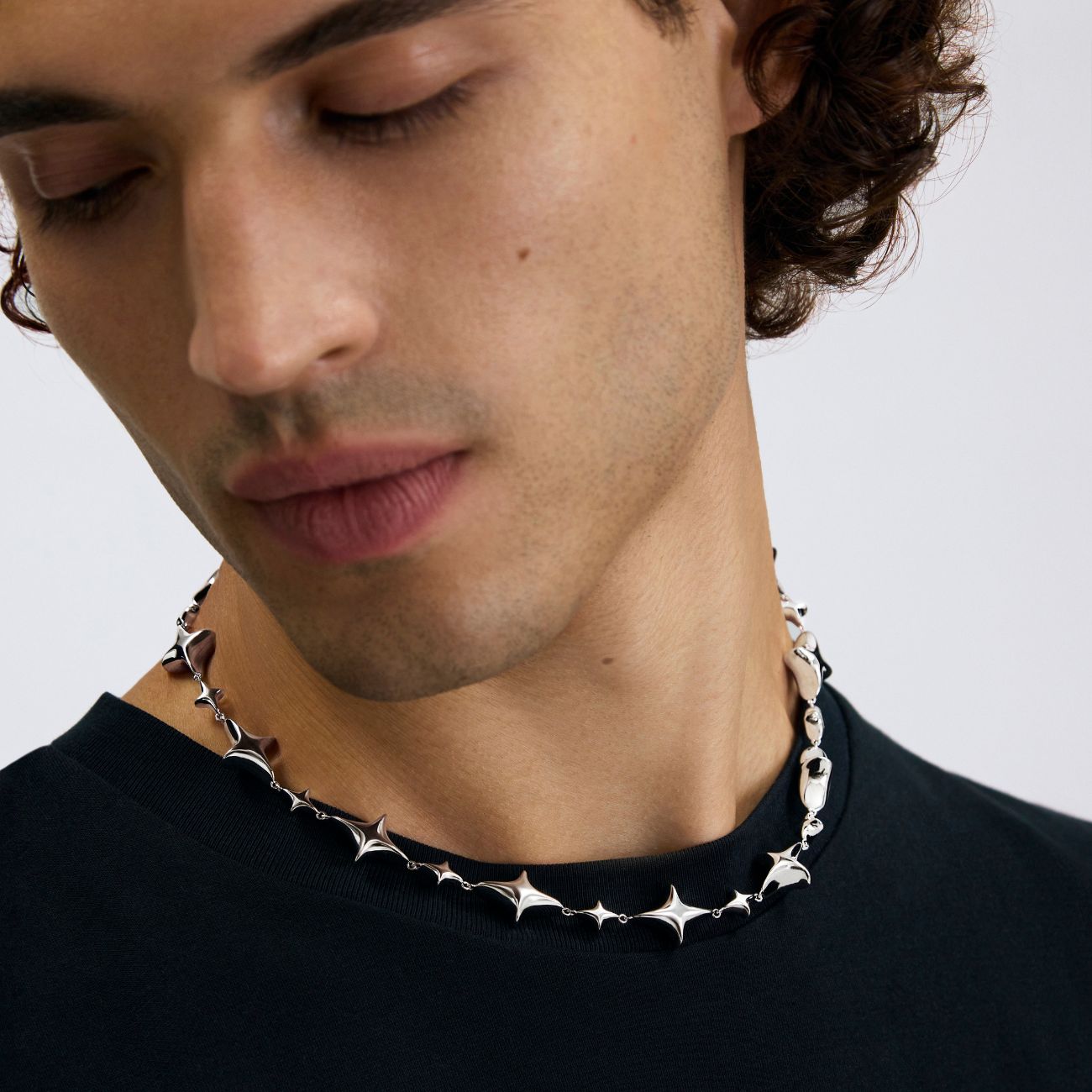 Collier Leo