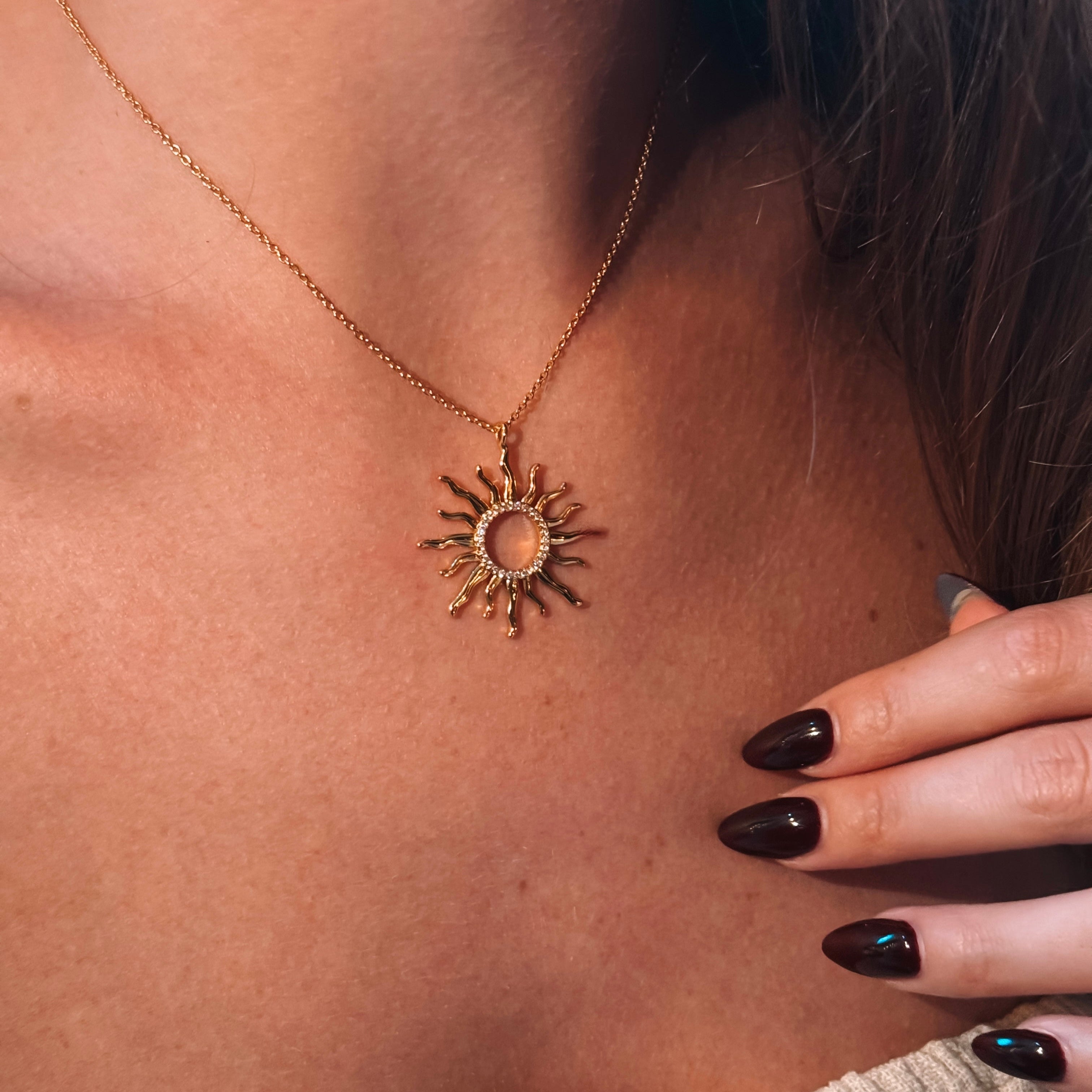 Sunny Necklace