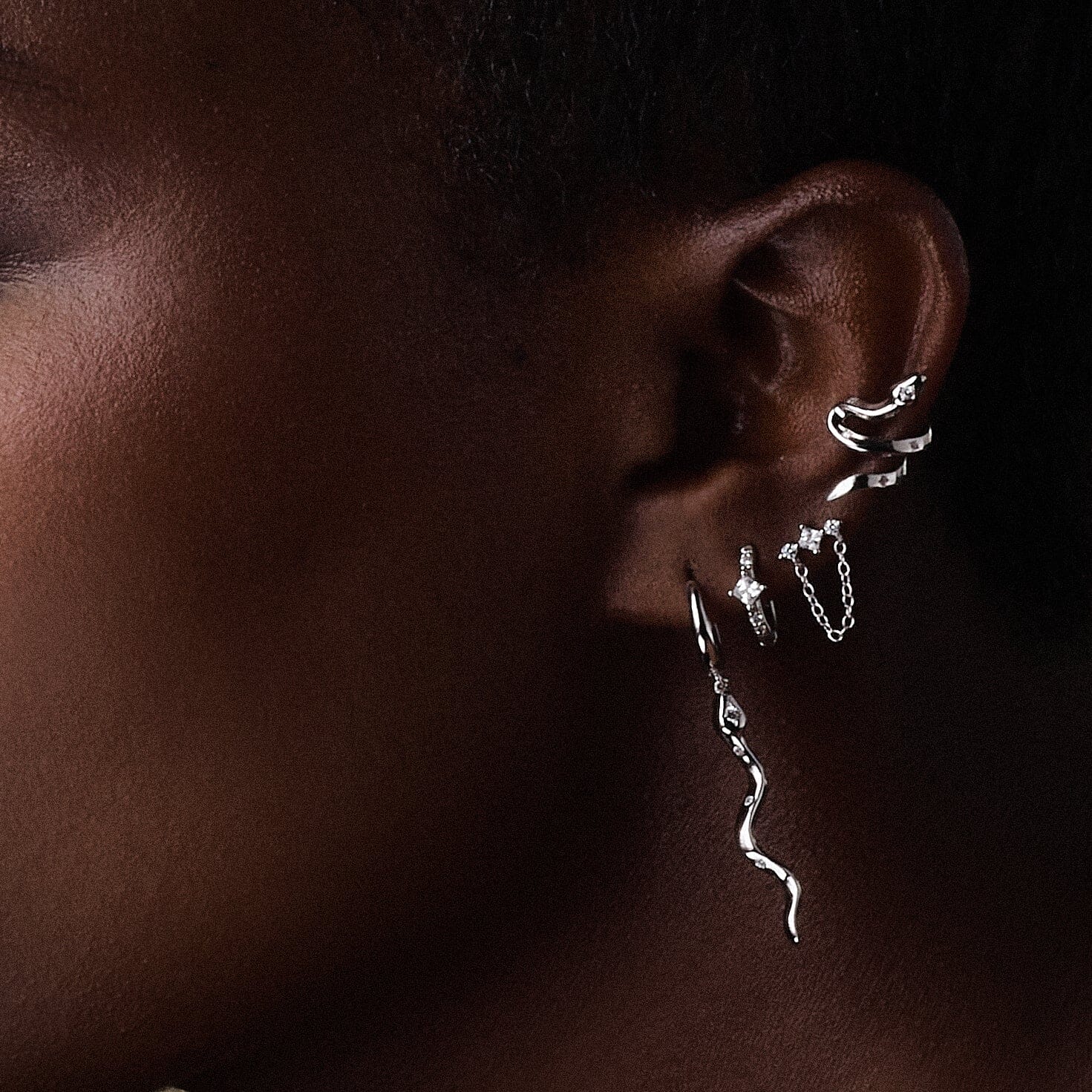 Earcuff Naja Blanche Faux piercing Nébuleuse