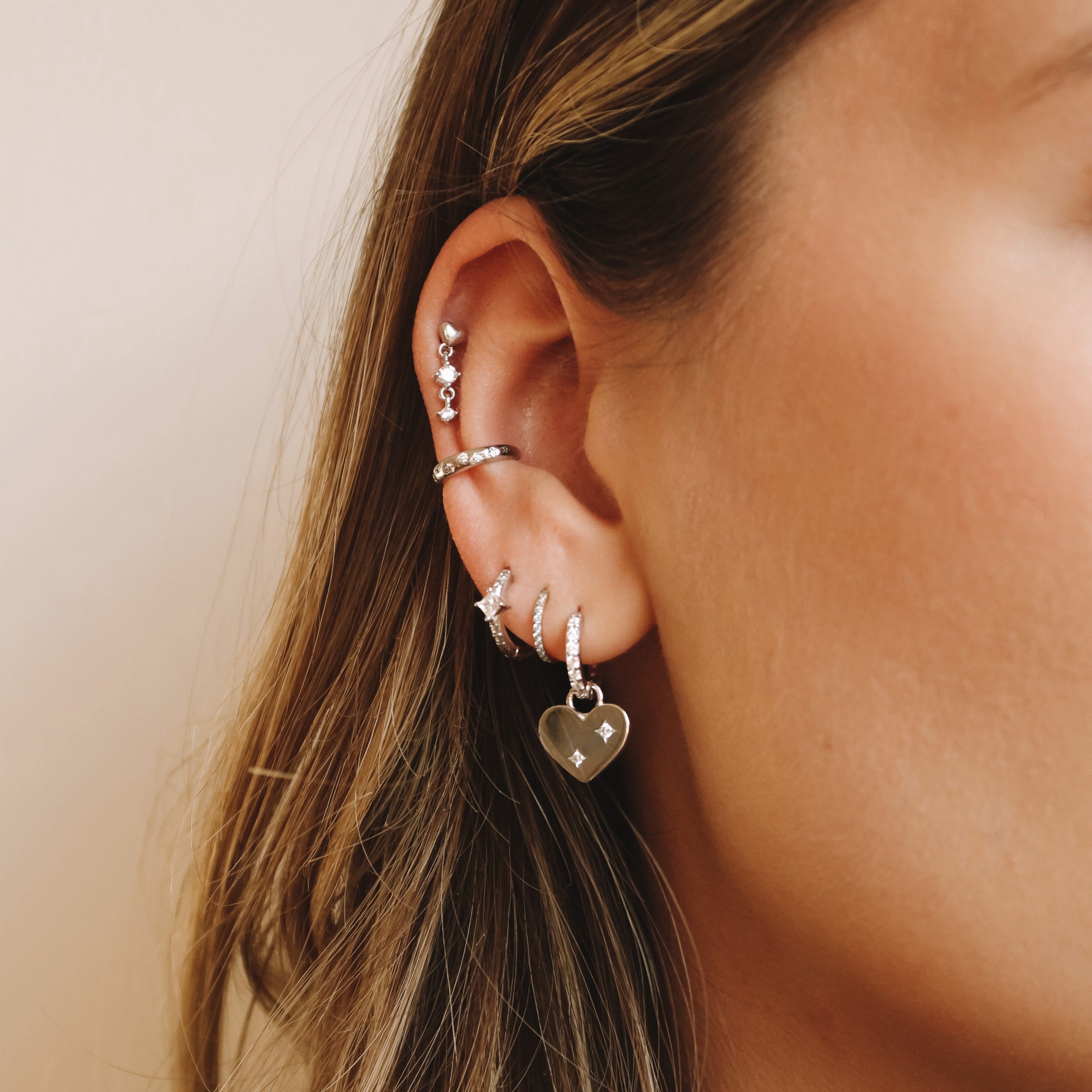 Piercing Attraction Piercing Nébuleuse