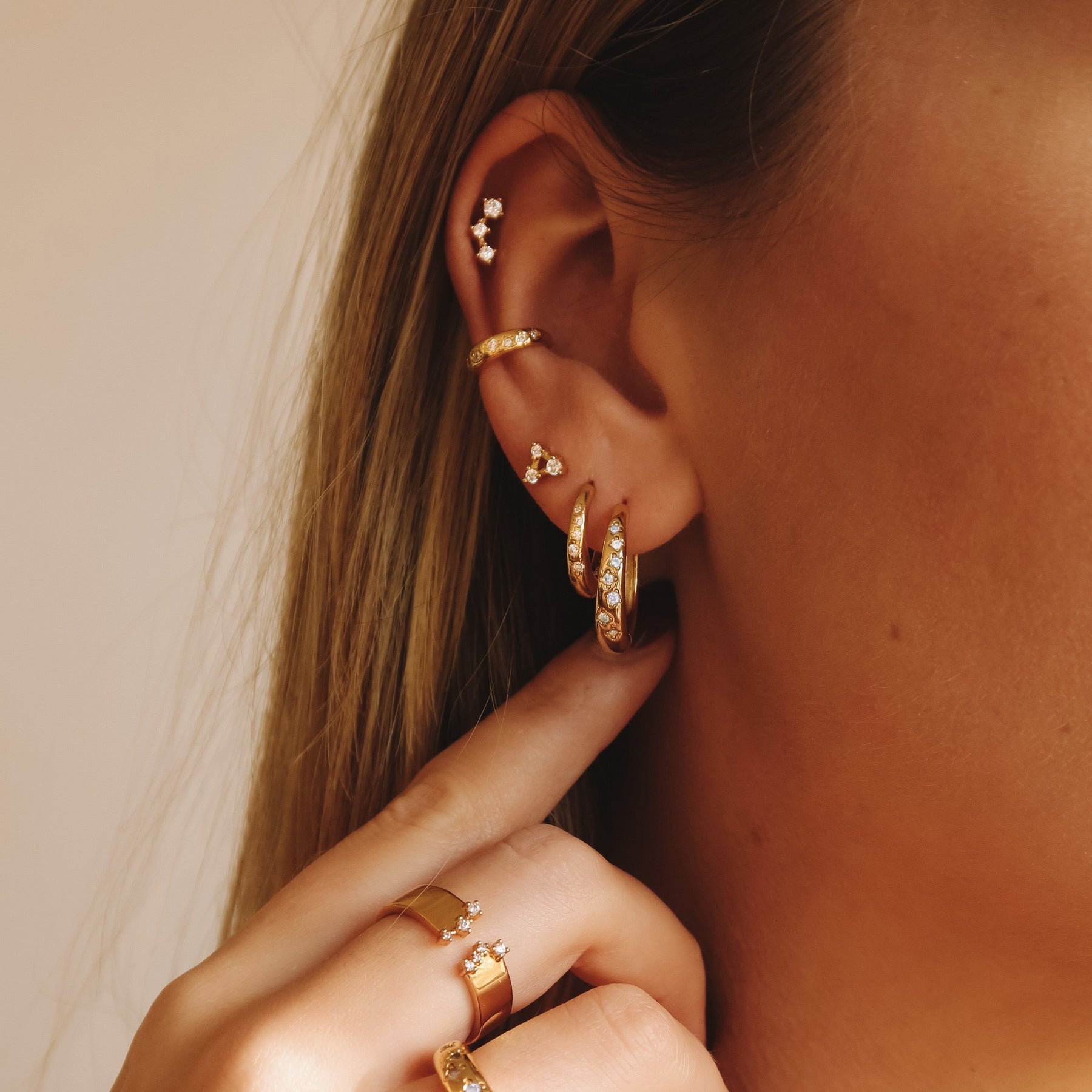 Petite Harmonie blanche Boucles d'oreilles Nébuleuse