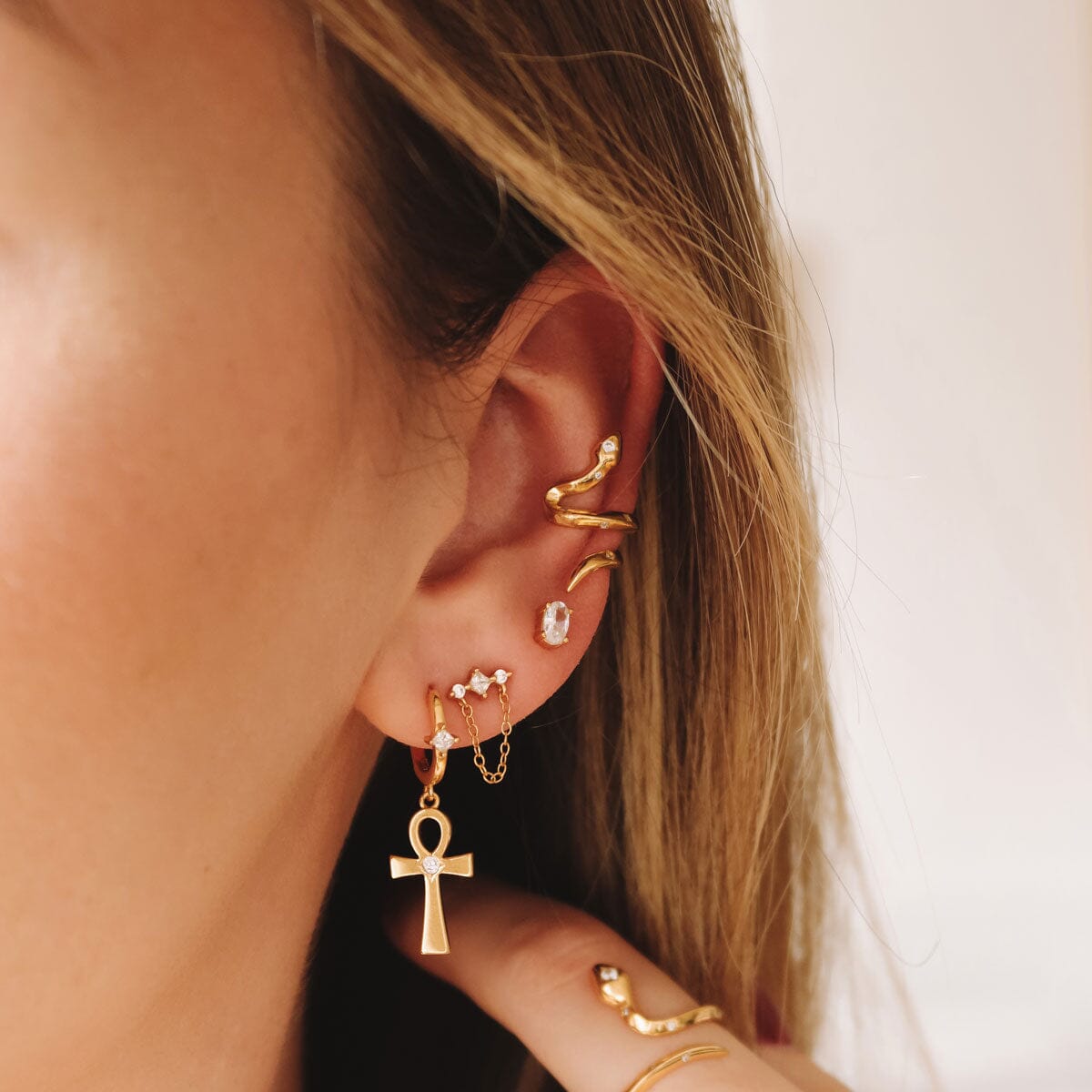 Earcuff Naja Blanche Faux piercing Nébuleuse
