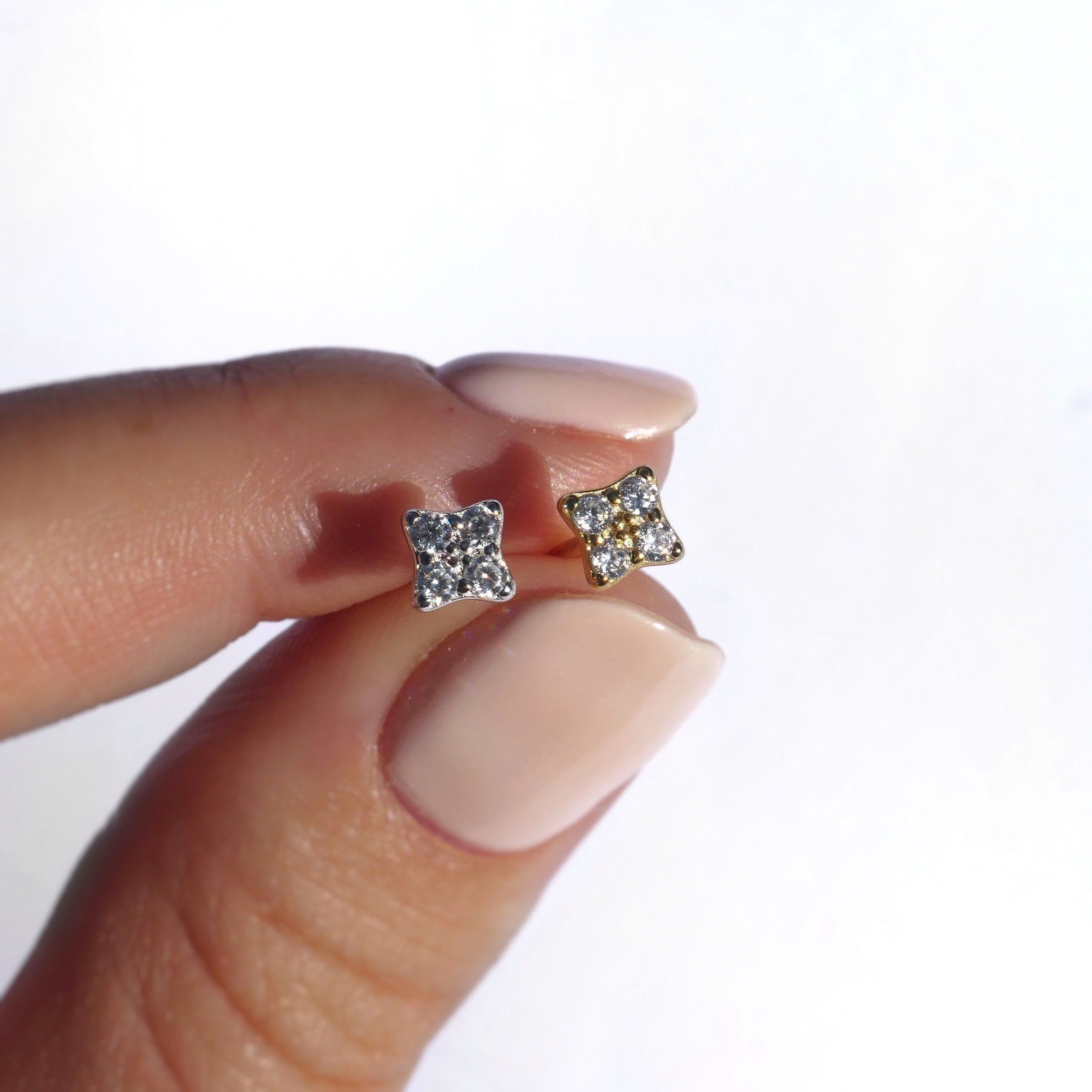 June Blanche Nébuleuse