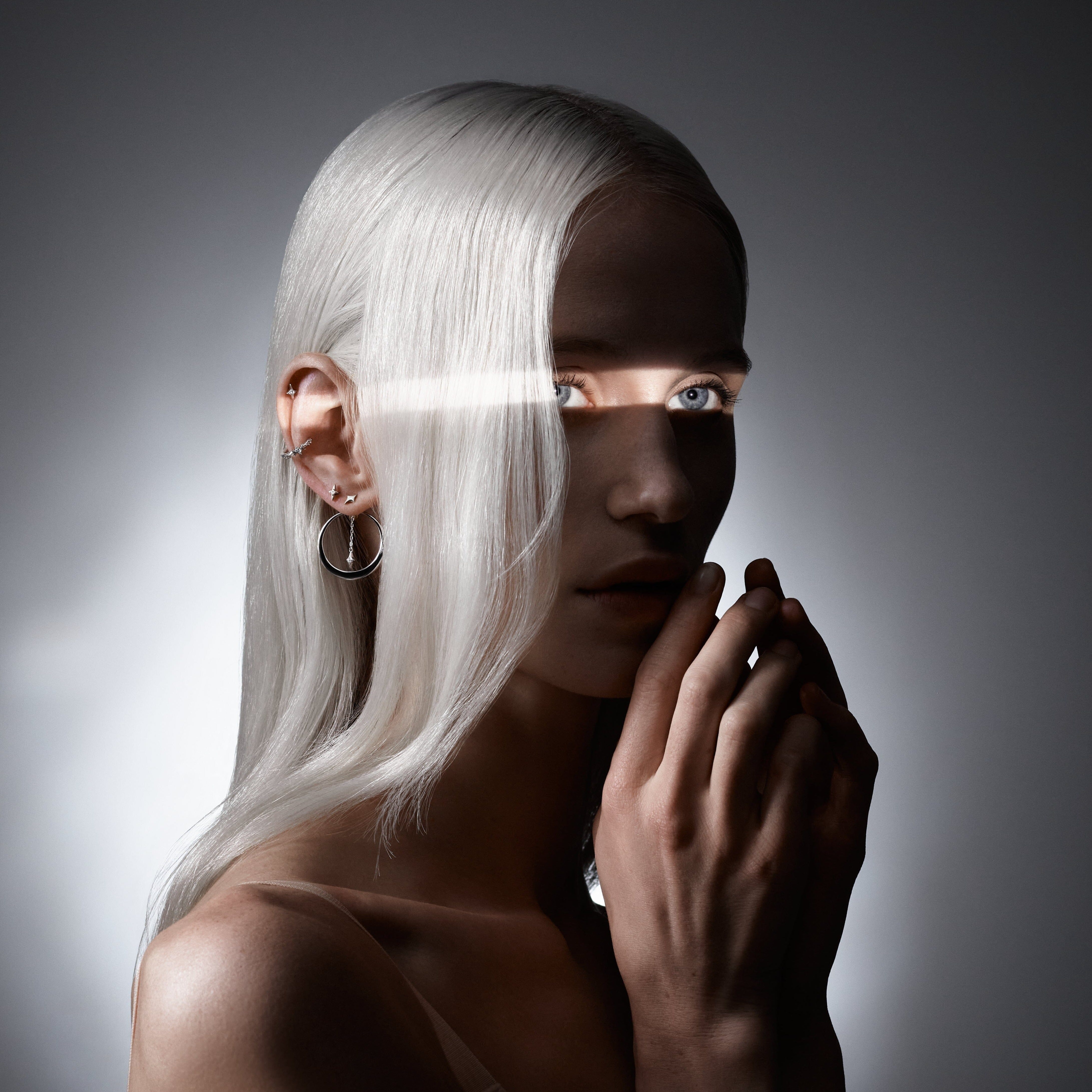 Earcuff Elena Blanche Faux piercing Nébuleuse Bijoux 