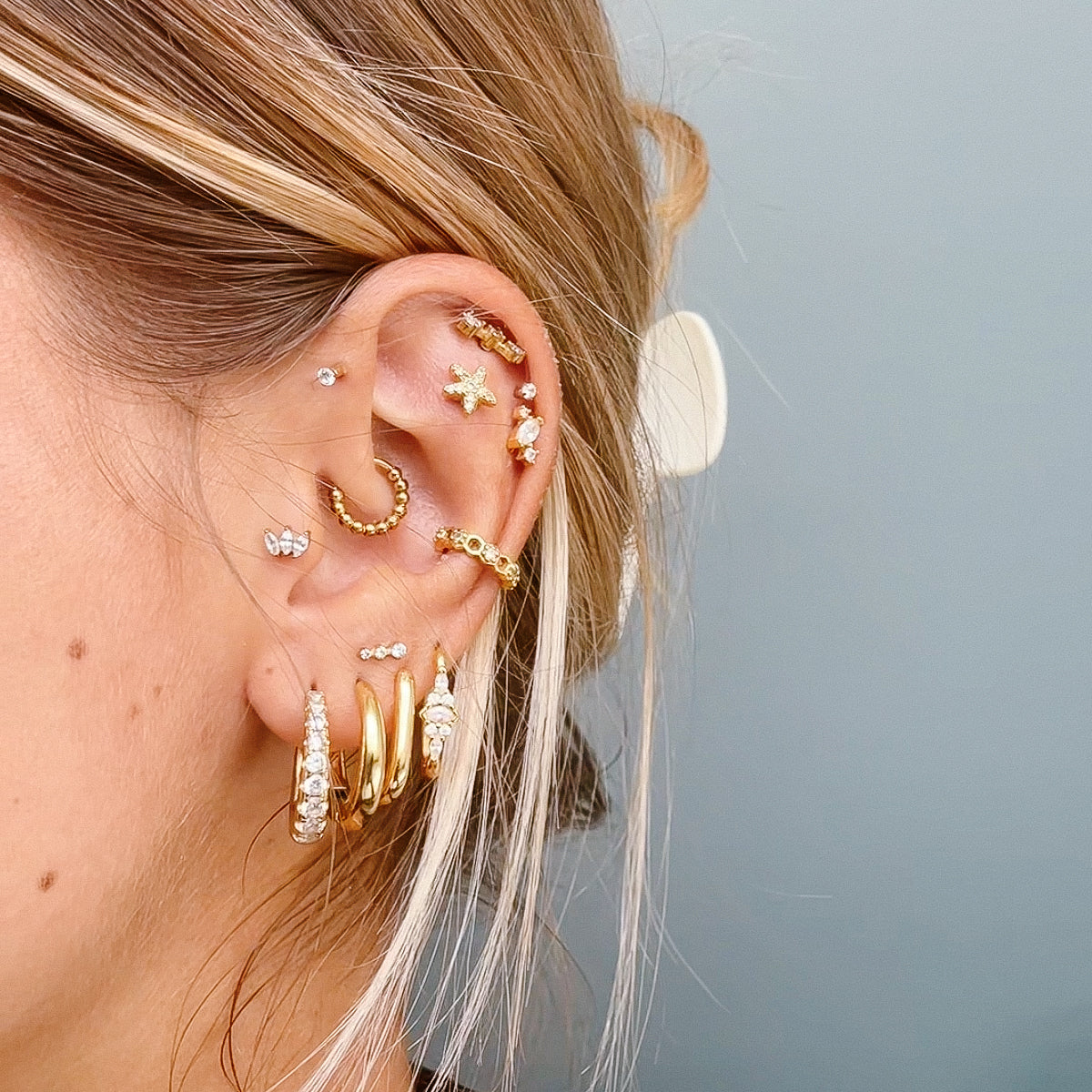 Anastasia - 18 -carat gold -plated Creole earring loop - Bijoux nebula