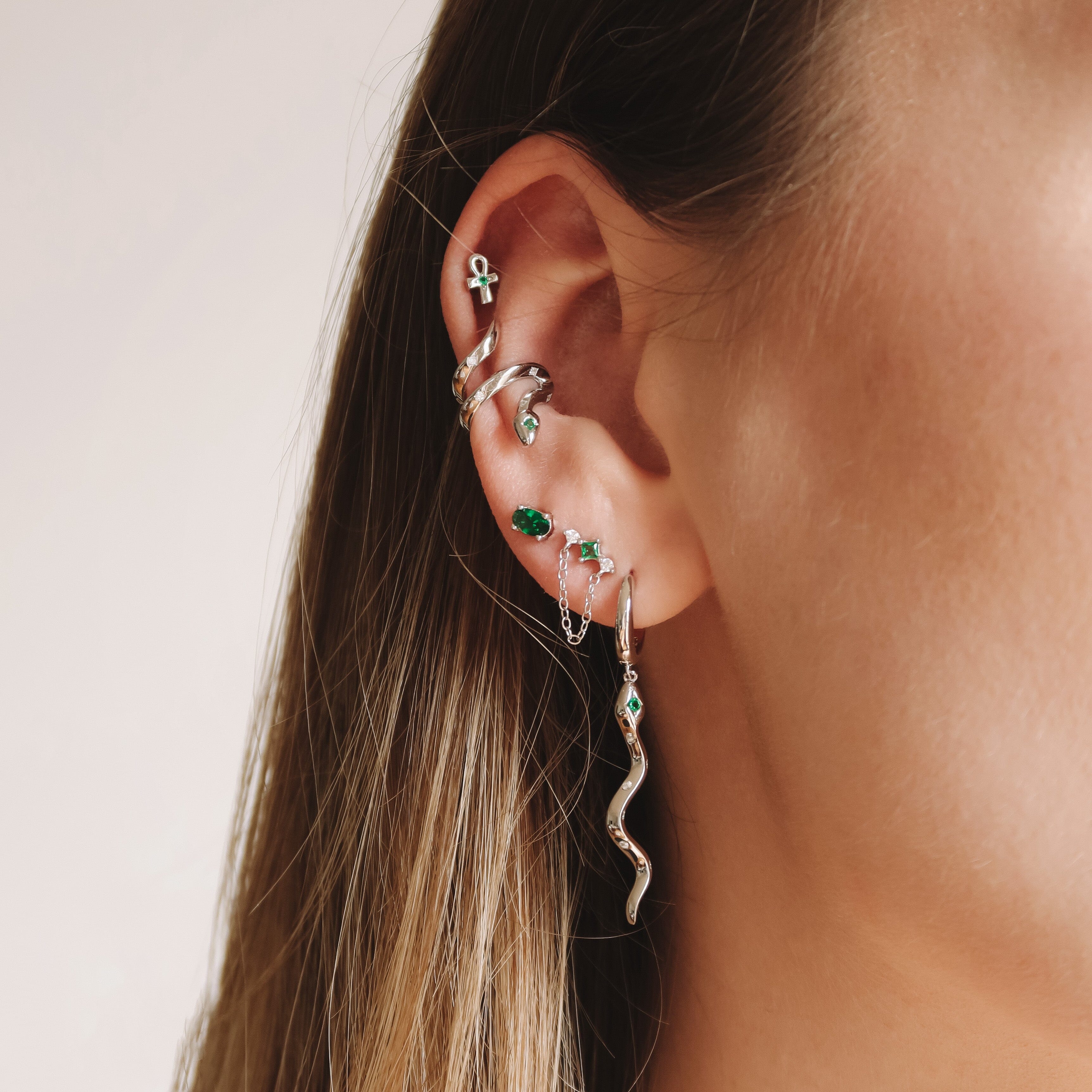 Earcuff Naja Émeraude Faux piercing Nébuleuse 