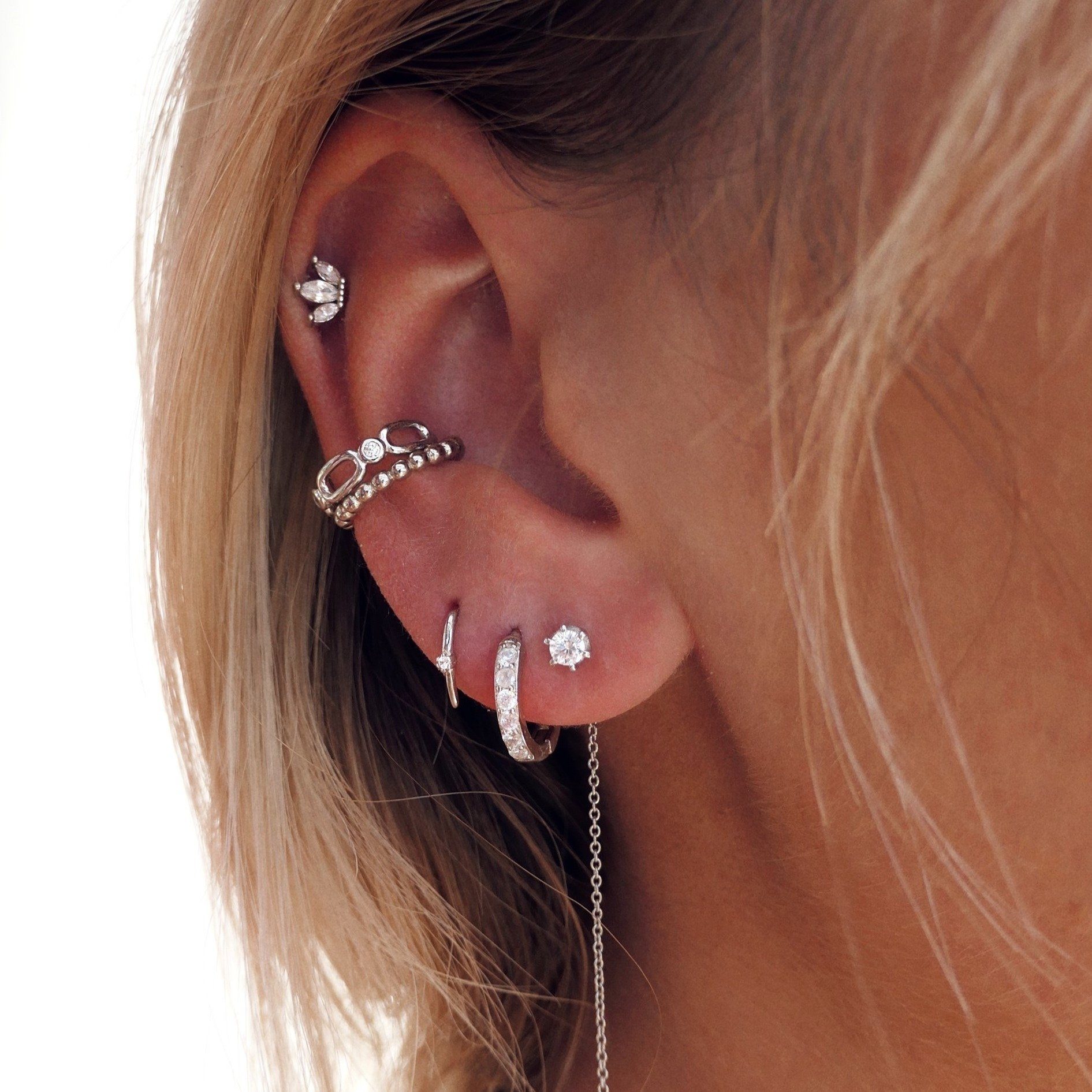 Diana Blanche Boucles d'oreilles Nébuleuse 