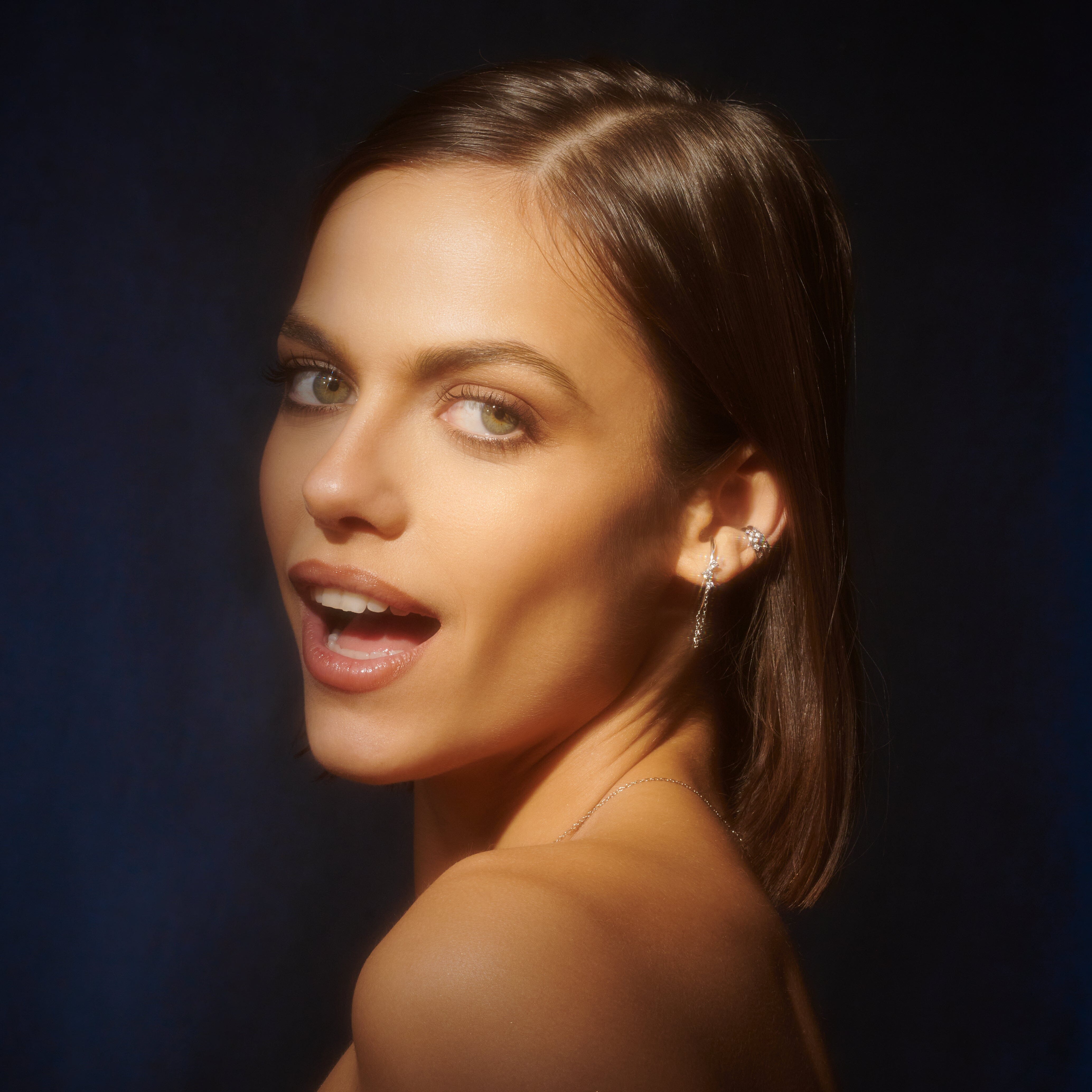 Esmée blanche Boucles d'oreilles Nébuleuse 